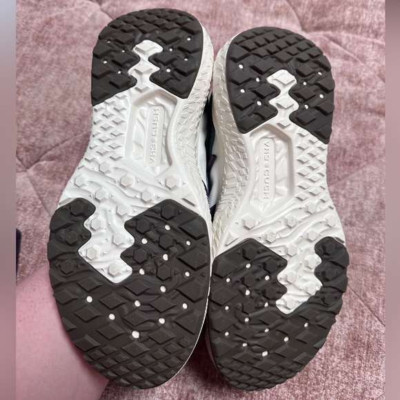 Vans ultrarange neo VR3 shoes, women’s 7.5 in the color marshmallow/multi - Picture 6 of 8